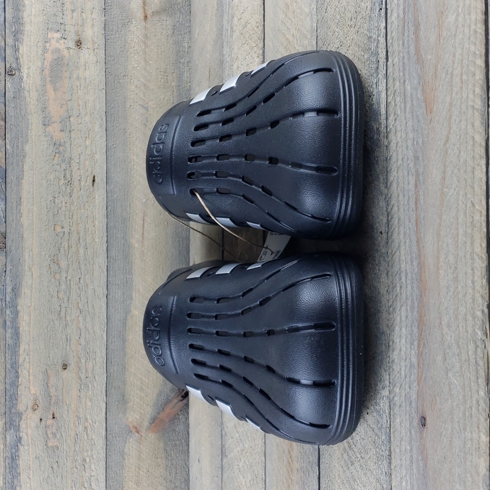 adidas Adilette Clogs Slip On Clogs For Everyday Comfort Black Silver - Picture 6 of 10